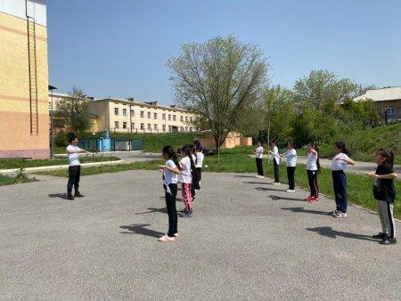 "Қауіпсіздік ережесі","Қысқа қашықтыққа жүгіру" 5"В" сынып Алтынбеков Е.Ә.